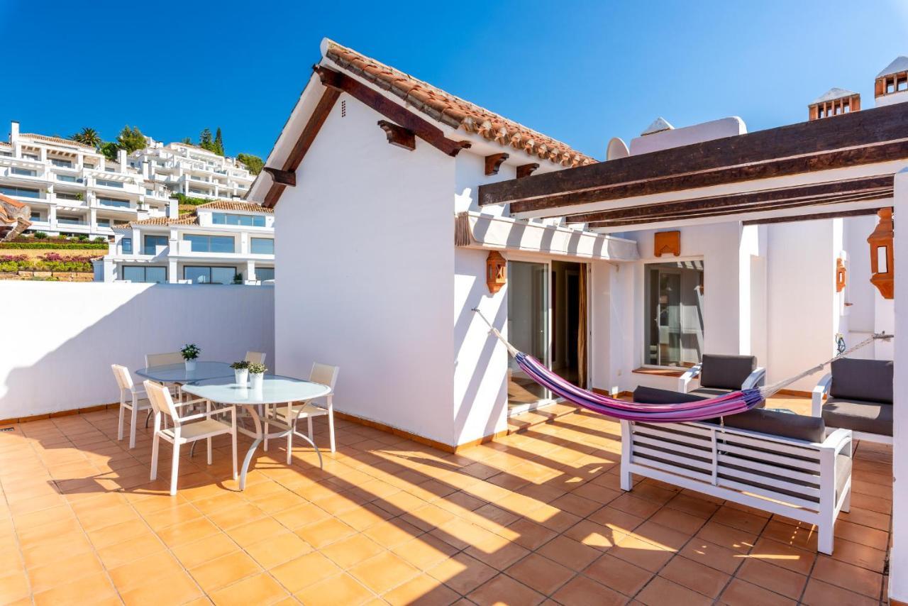 Tortugas - Luxury Penthouse With Sea Views & Jacuzzi Marbella