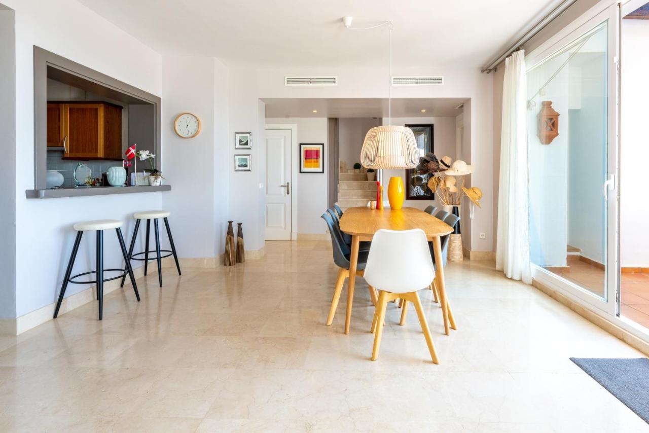 Apartment Tortugas - Luxury Penthouse With Sea Views & Jacuzzi